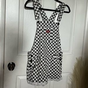 ✨Dickies shorts overalls✨